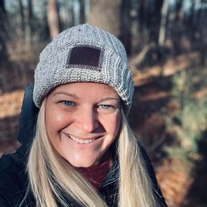 Meet your Posher, Rebecca